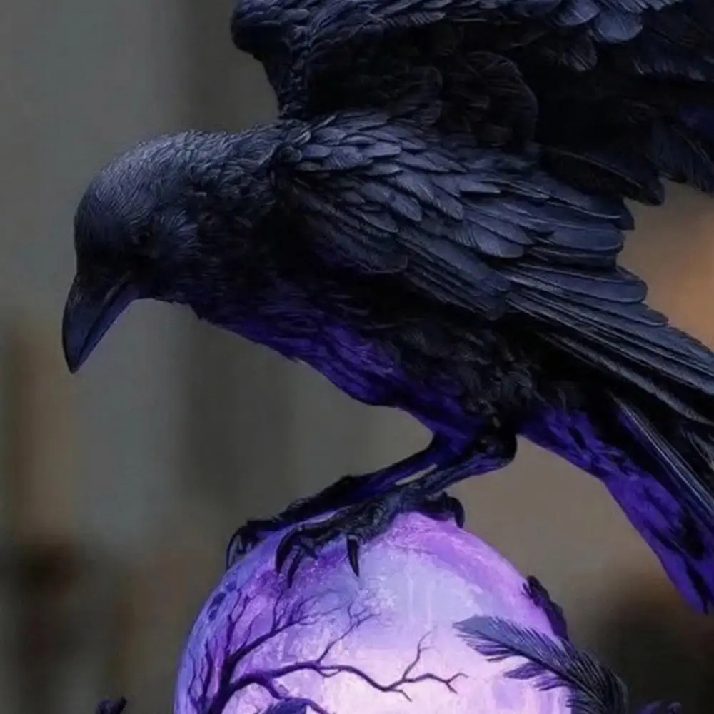 Desk Setup Dark - Creative Gothic Raven LED Lamp Sculpture