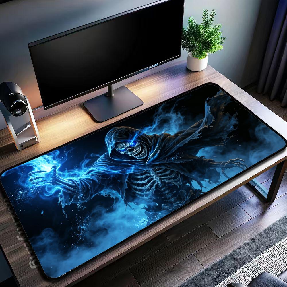 Mysterious Blue Lightning Ghos - Desk Setup Dark recension och pris
