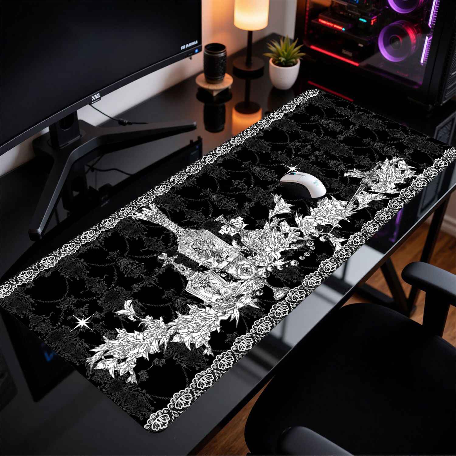 Divine Realm Gothic Building M - Desk Setup Dark recension och pris
