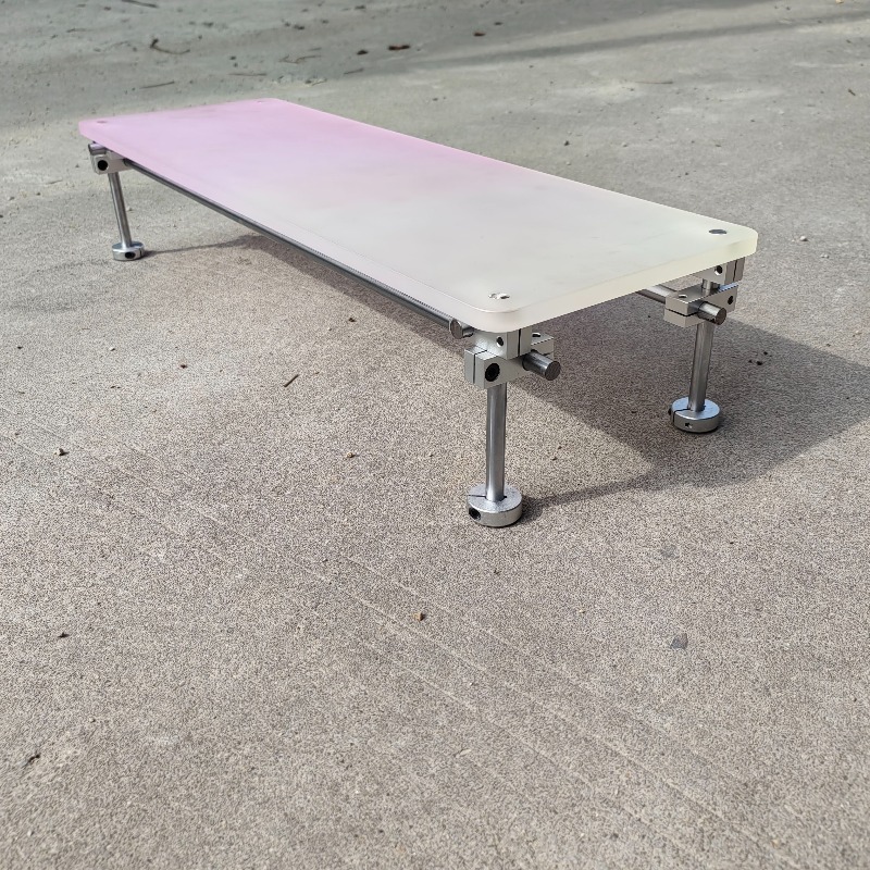 ‌Aesthetic Pink Gradient Acryl - Desk Setup With Laptop And Monitor recension och pris